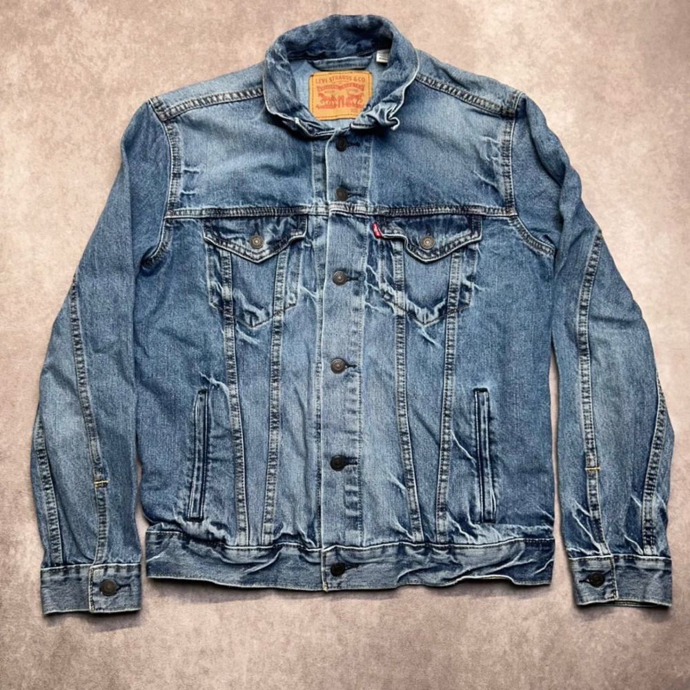 Levis Mens Medium Wash Denim Trucker Jacket Cotton Blue S40109 Size M